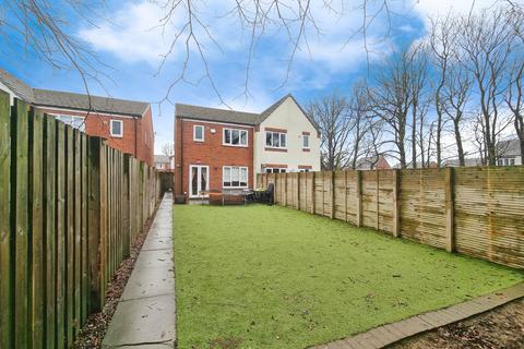 3 bedroom semi-detached house for sale, Fulwood Drive, Doncaster DN4