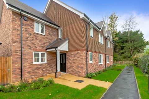 3 bedroom semi-detached house for sale, Coldharbour Road, Upper Dicker BN27