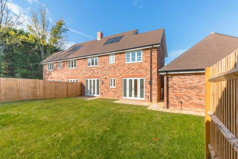 3 bedroom semi-detached house for sale, Coldharbour Road, Upper Dicker BN27