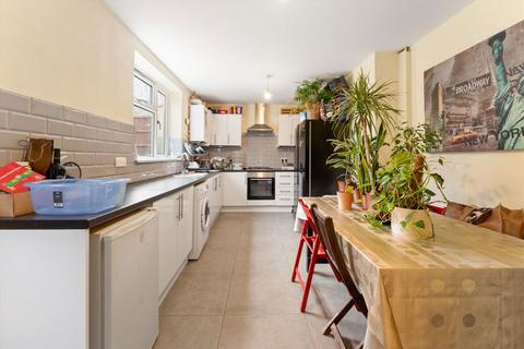 undefined, Lyall Avenue, London SE21