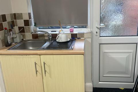 1 bedroom ground floor maisonette to rent, Landguard Road, Shanklin, PO37