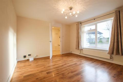 undefined, Fromont Close, Cambridge CB21