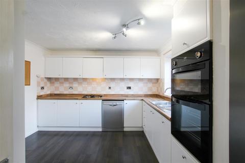 undefined, Fromont Close, Cambridge CB21