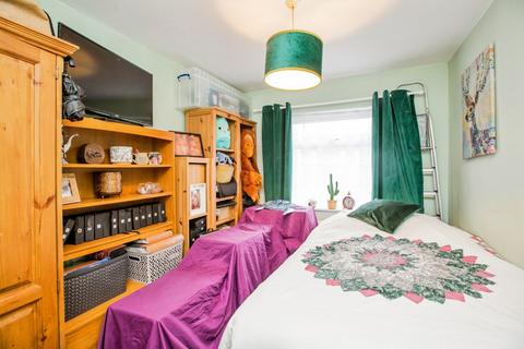 1 bedroom bungalow for sale, Broadway, West Yorkshire BD16