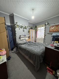 3 bedroom house for sale, Birkbeck Road, London