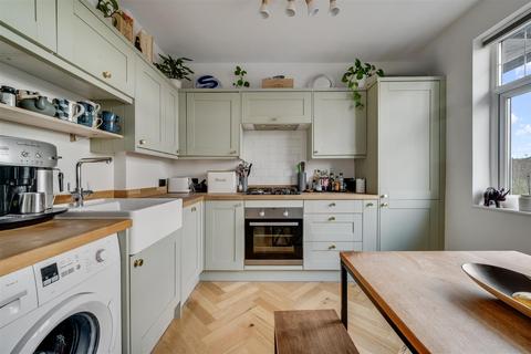 3 bedroom apartment for sale, Anson Road, Willesden Green, London