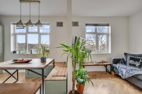 3 bedroom apartment for sale, Anson Road, Willesden Green, London