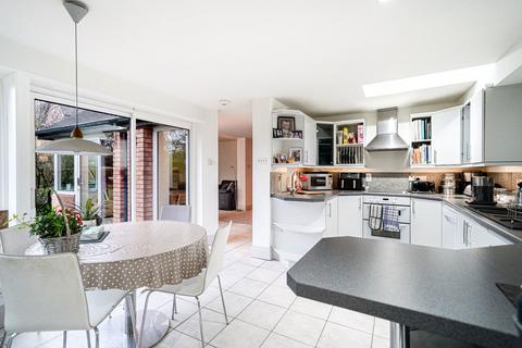 3 bedroom detached house for sale, Barkers Lane, Wythall