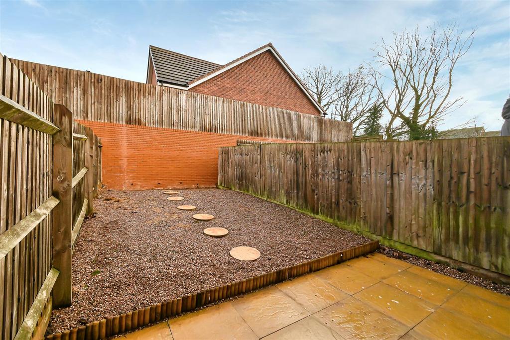 7 Hitchens Way-14.jpg