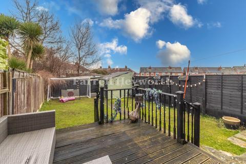 3 bedroom semi-detached house for sale, Bloomfield Road, Blackpool FY1
