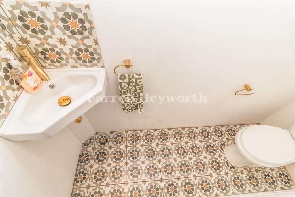 Ground Floor WC