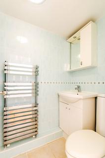 3 bedroom flat to rent, Nassington road, Hampstead, London, NW3