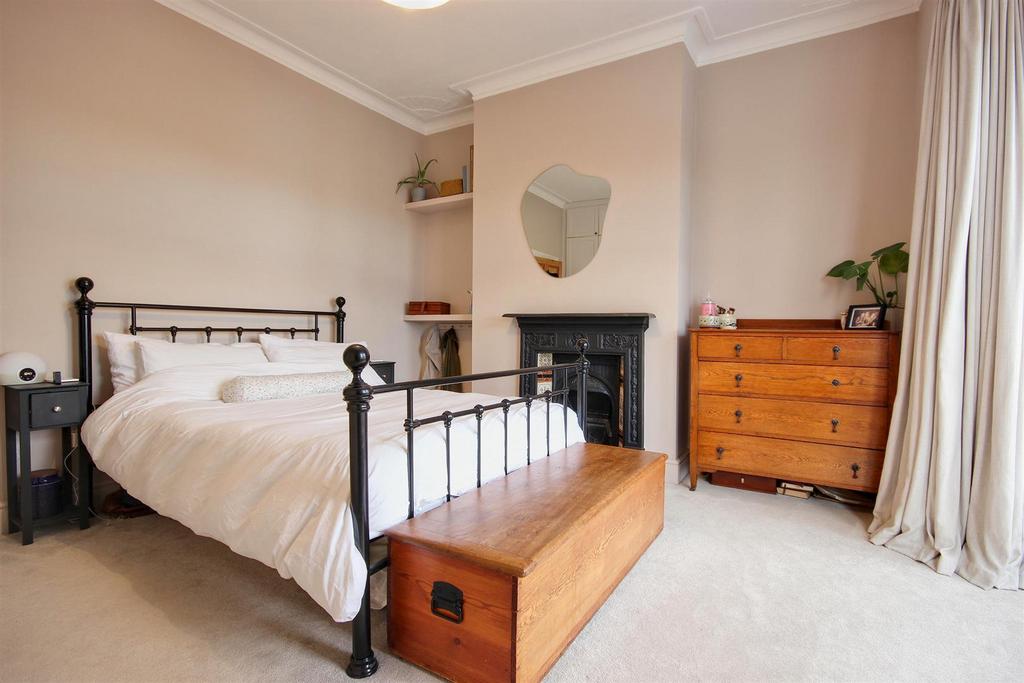 Bedroom 1 (front)