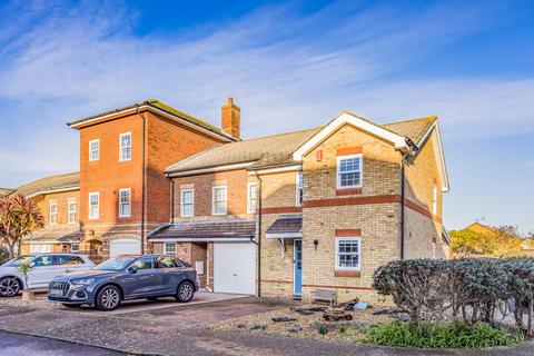 3 bedroom end of terrace house for sale, Mountbatten Square, Hampshire PO4
