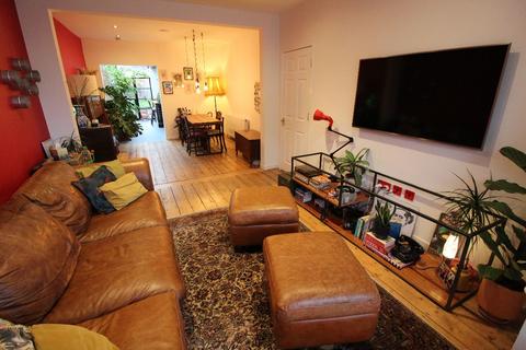 3 bedroom terraced house for sale, Victoria Street, Saltisford, Warwick