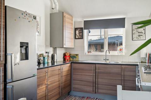 2 bedroom flat for sale, Old Saw Mill Place, Little Chalfont