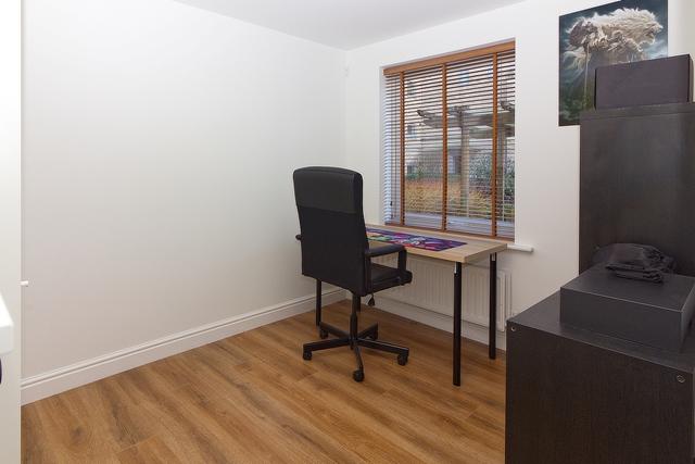 Office / bedroom 2