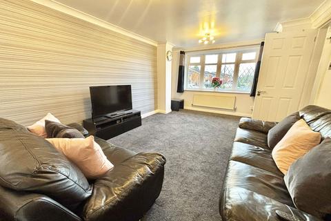 4 bedroom detached house for sale, St Peters Close, Hall Green