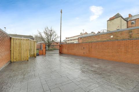 undefined, Fosse Road Central, Leicester, Leicestershire, LE3