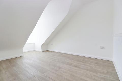 undefined, Fosse Road Central, LE3