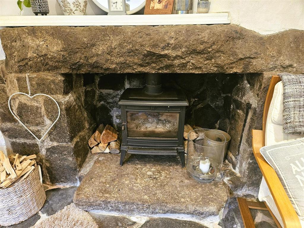 Woodburner (2).jpg