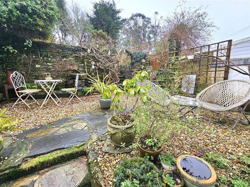 Rear Garden.jpg