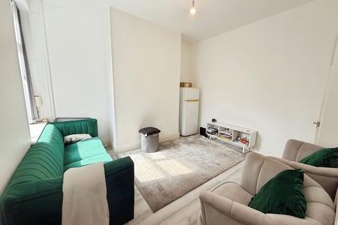 3 bedroom terraced house for sale, Gascoyne Street, Rusholme, Greater Manchester, M14