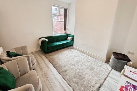 3 bedroom terraced house for sale, Gascoyne Street, Rusholme, Greater Manchester, M14
