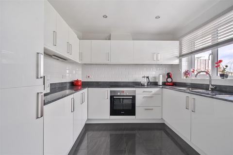 4 bedroom detached house for sale, The Green, Dauntsey, Chippenham