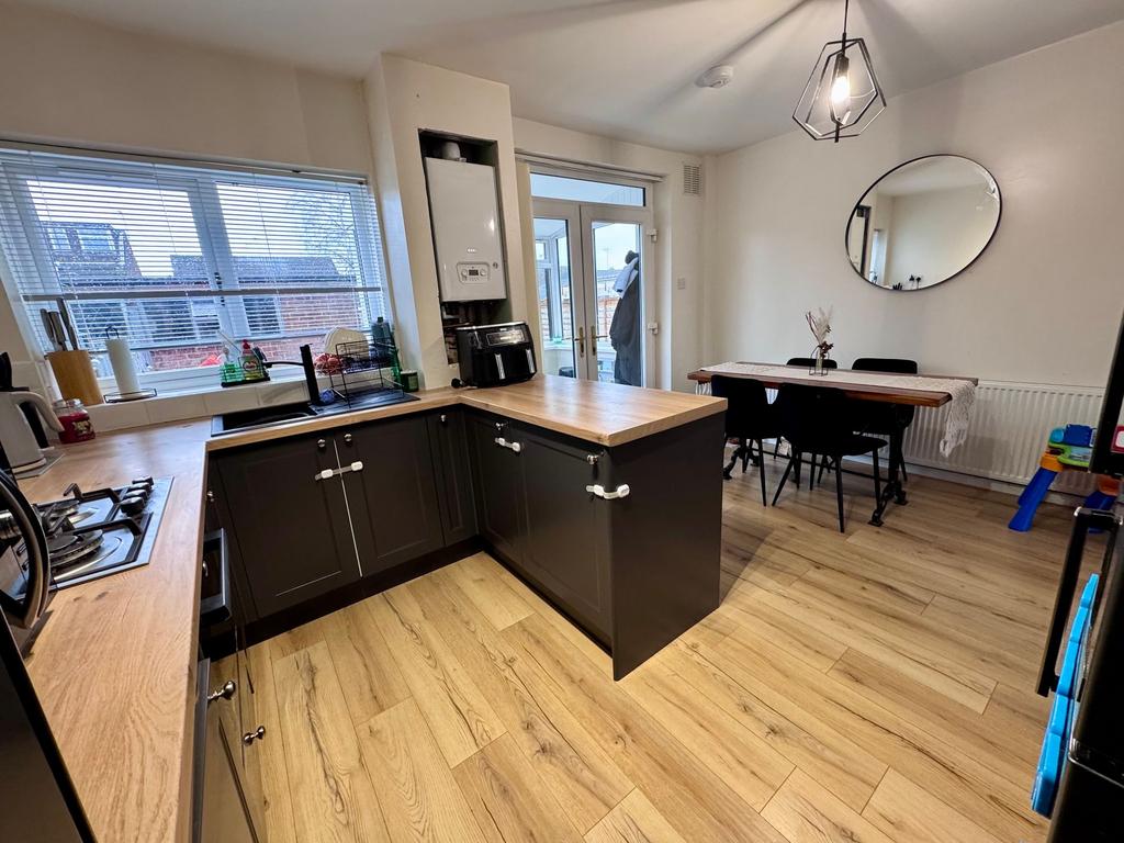 Kitchen / Diner