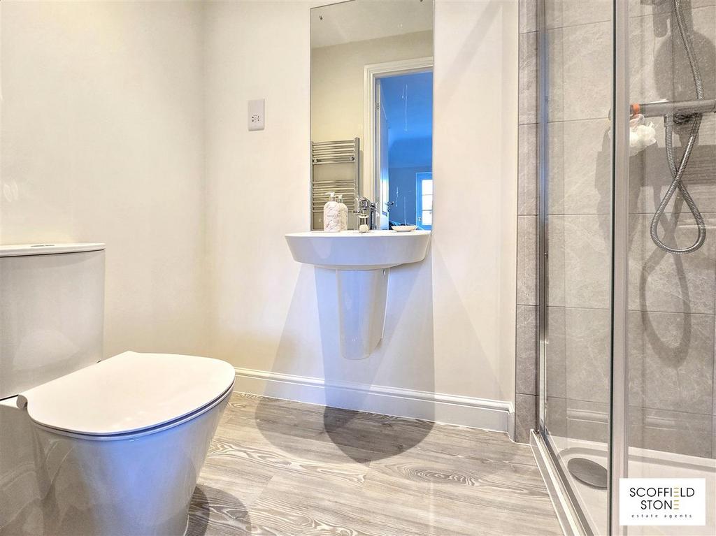 En Suite Shower Room