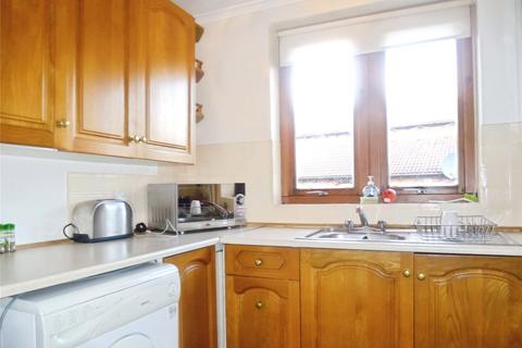 undefined, Maiden Place, Reading RG6