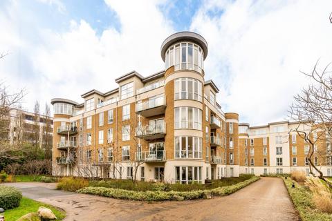 1 bedroom flat for sale, Melliss Avenue, Kew, Richmond, TW9