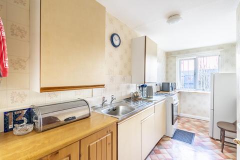 2 bedroom apartment for sale, Sturdee Grove, York