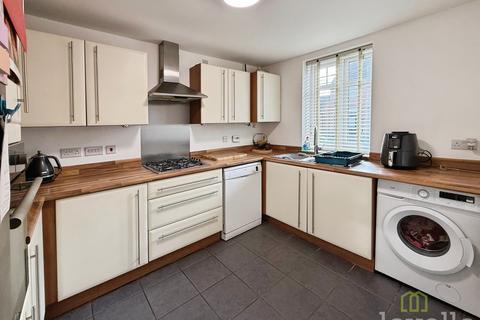 3 bedroom townhouse for sale, Severus Crescent, North Hykeham LN6
