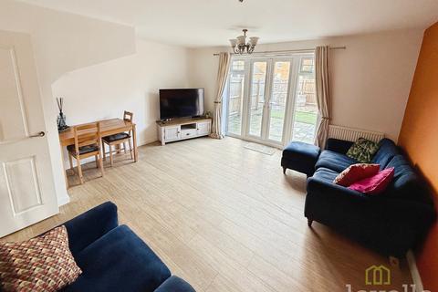 3 bedroom townhouse for sale, Severus Crescent, North Hykeham LN6