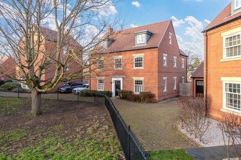 5 bedroom detached house for sale, Griffin Road, Brampton PE28