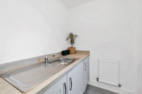 5 bedroom detached house for sale, Griffin Road, Brampton PE28