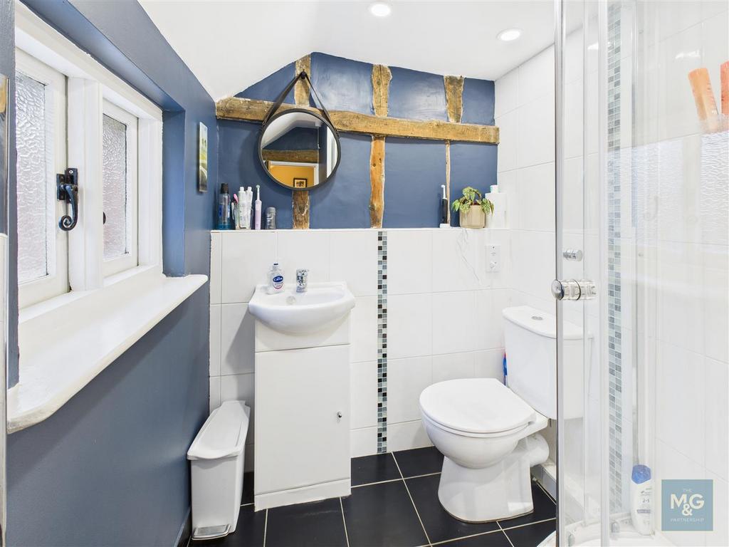 En Suite Shower