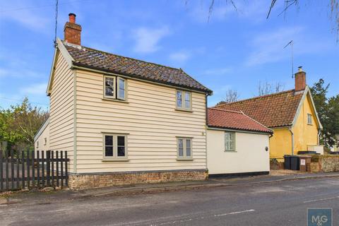 3 bedroom detached house for sale - The Street, Bury St. Edmunds IP31