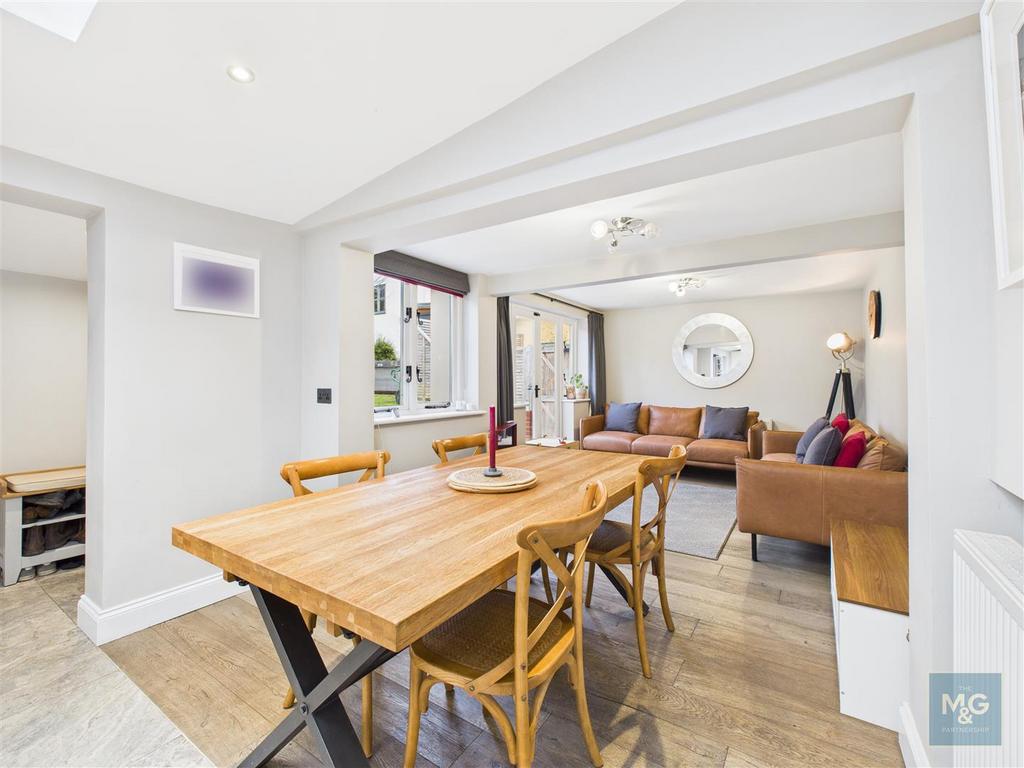 Kitchen/living area
