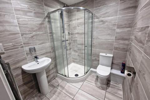 2 bedroom flat to rent, The Gateway, Smith Street, Heywood