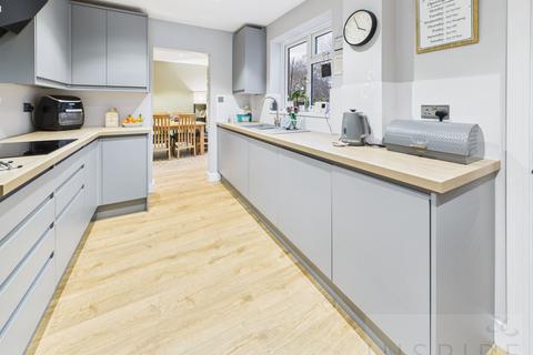 3 bedroom terraced house for sale, Punch Copse Road, Crawley RH10