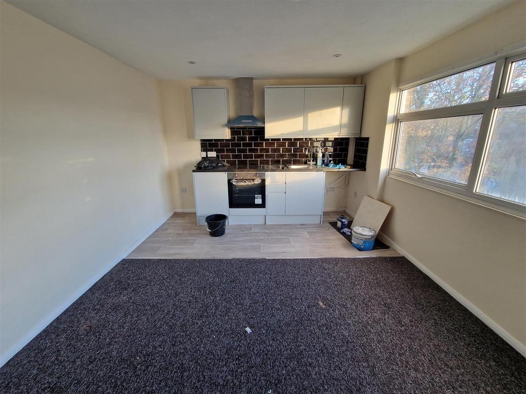 Lounge/kitchen library image