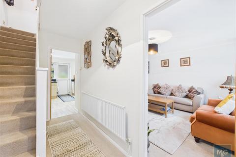 3 bedroom semi-detached house for sale, Maltward Avenue, Bury St. Edmunds IP33