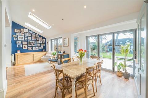 4 bedroom house for sale, King Edwards Grove, Teddington TW11