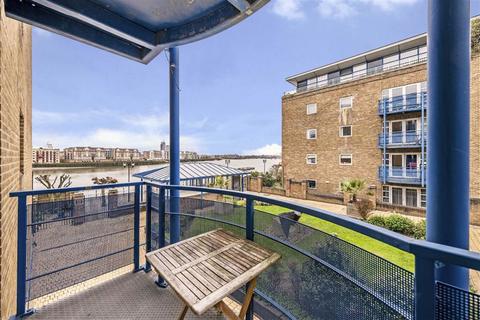 1 bedroom flat to rent - Jardine Road, London E1W