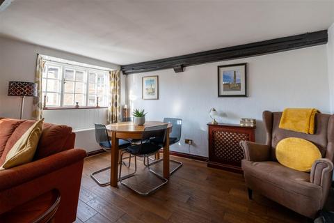 3 bedroom cottage for sale, West Street, Kettering NN14