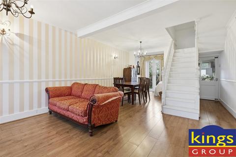 4 bedroom terraced house for sale, Shortlands Road, Leyton