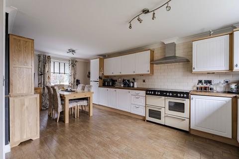 5 bedroom detached house for sale, Rose Avenue, Costessey